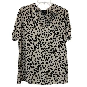 W5 Womens Large Top Shirt Size L Animal Print Work Wear Casual